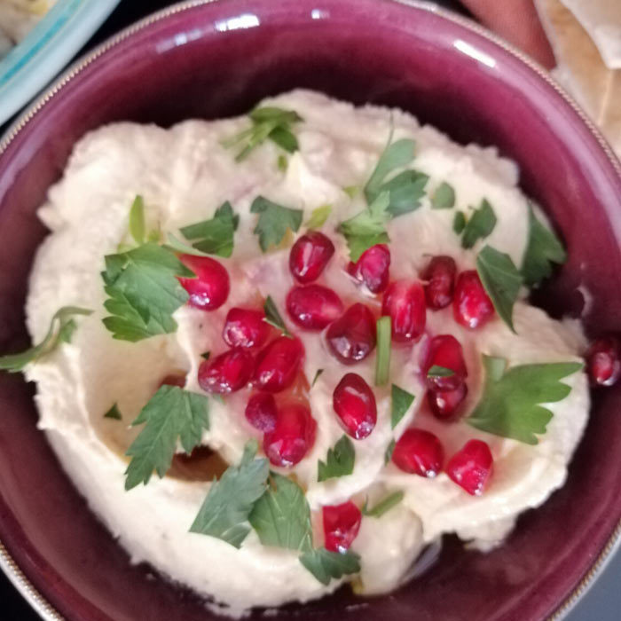 Baba ghanouj med granatäpple och persilja